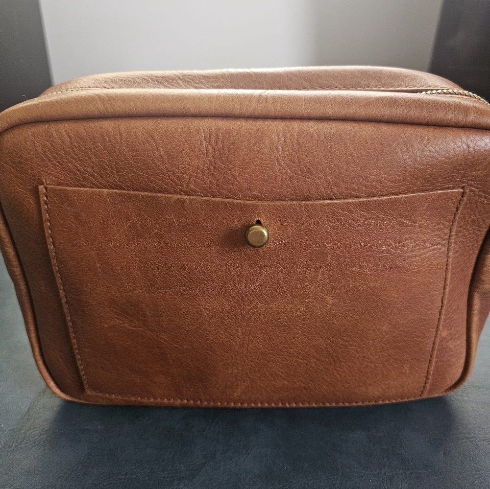 Madewell Leather Transport Camera Bag - Picture 3 of 9
